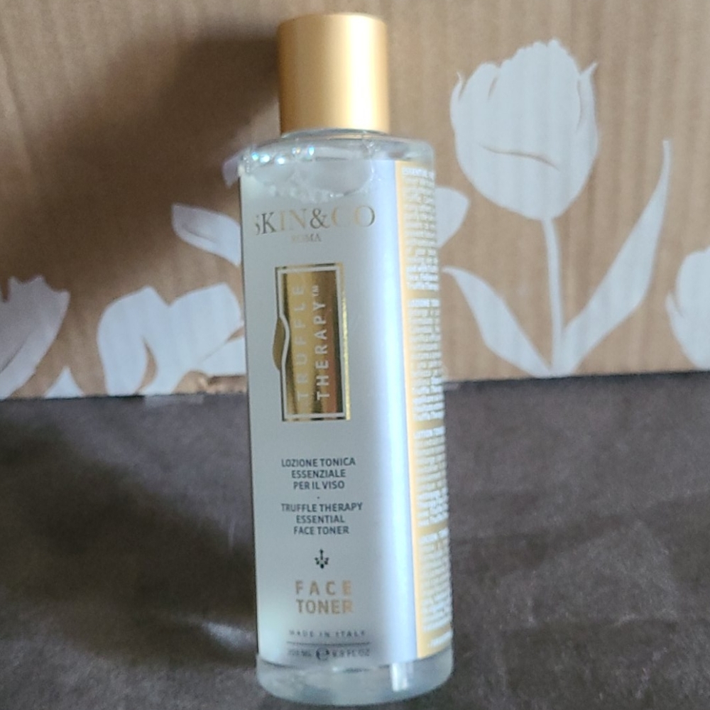 Skin&Co Truffle Therapy Toner